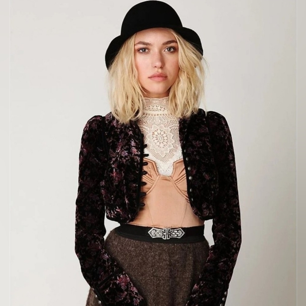 Free People Cropped Velvet Blazer Bolero in Black Purple